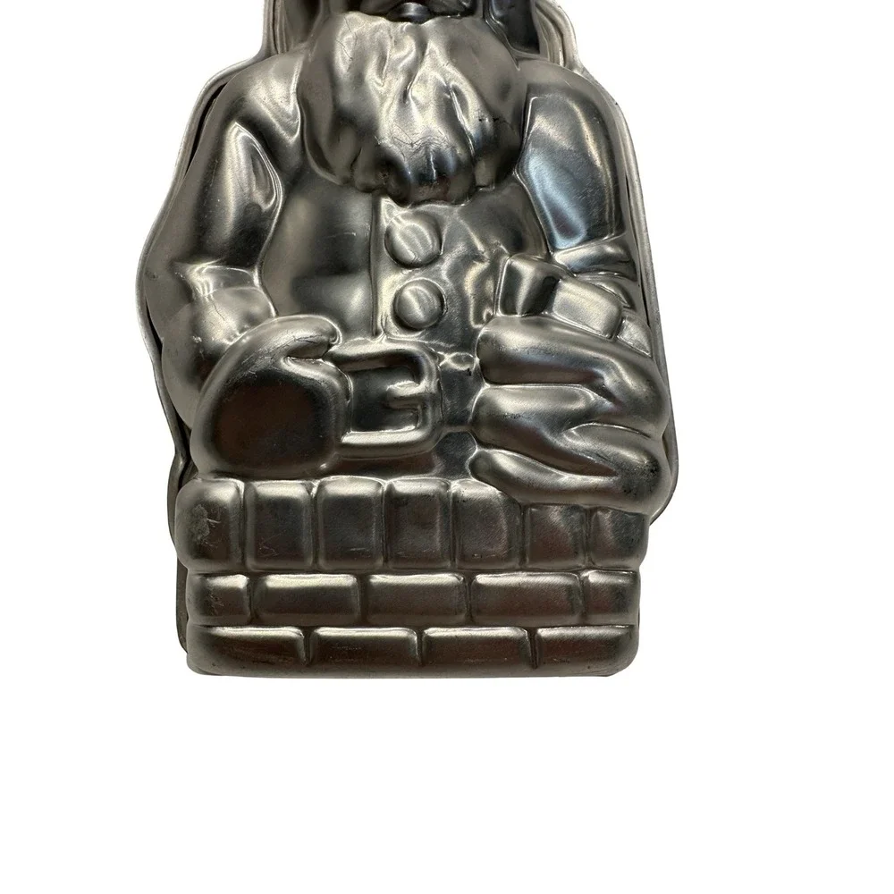 The Unbranded Brand aluminum chocolate